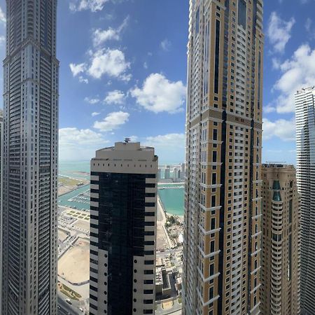 Wake Up To Sea Views In A Blue Lush Home On 51St Dubai Esterno foto