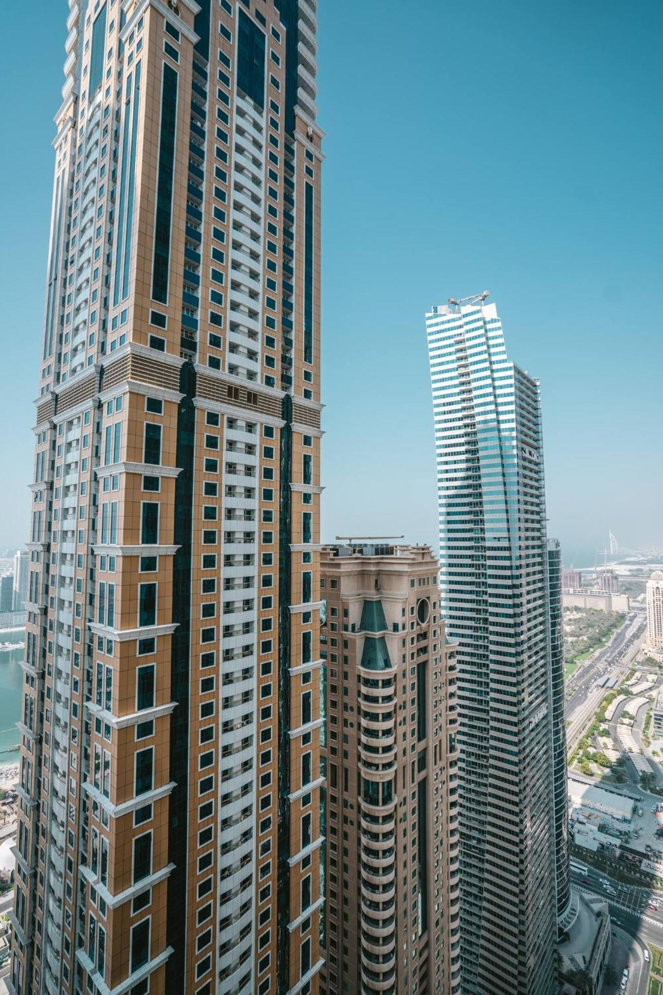 Wake Up To Sea Views In A Blue Lush Home On 51St Dubai Esterno foto